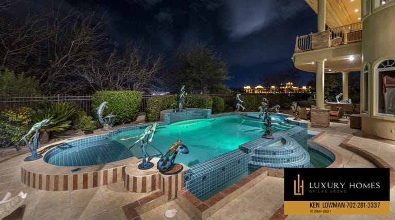 Luxury Homes of the Month – April 2021