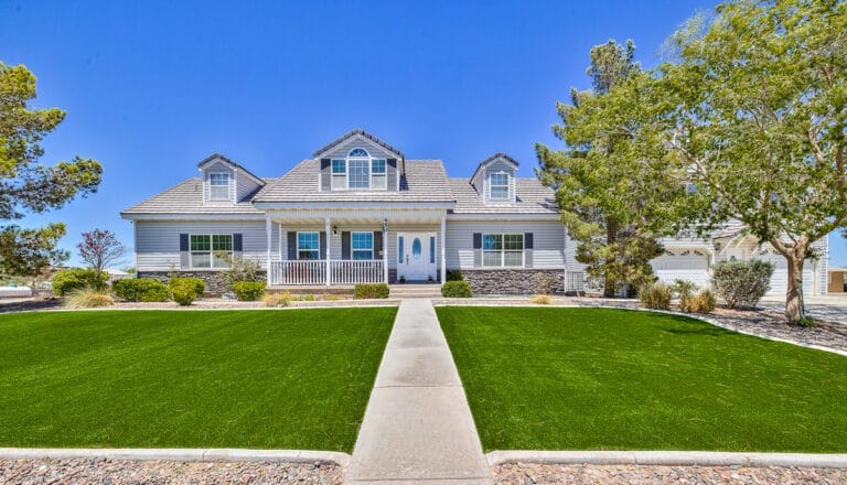 What to Look for When Buying a Vintage Luxury Home