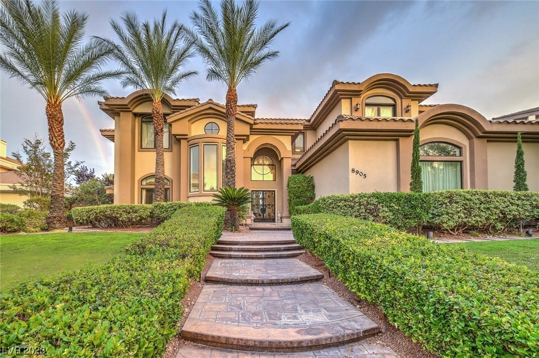 8905 Greensboro Lane Las Vegas  NV 89134