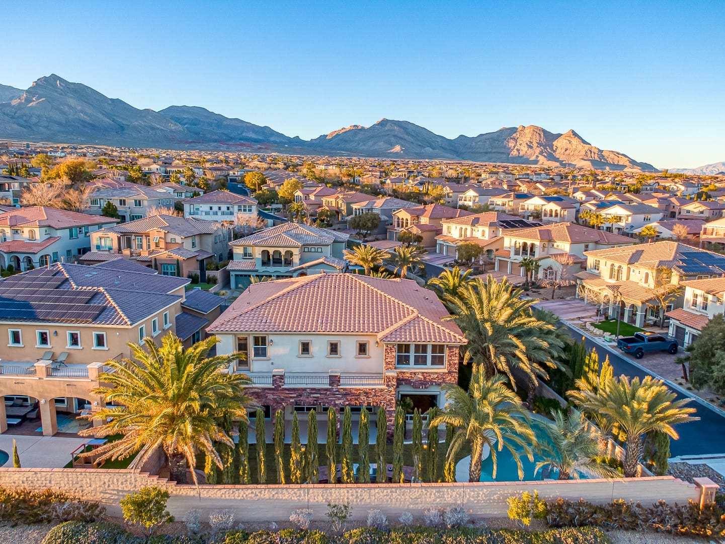 Las Lomas at The Paseos - Luxury Homes of Las Vegas: Exclusive High-End ...