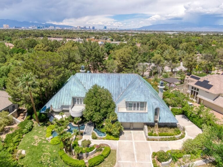 Luxury Homes of Las Vegas Facilitates Sale of Paul Thoryk-Designed Home